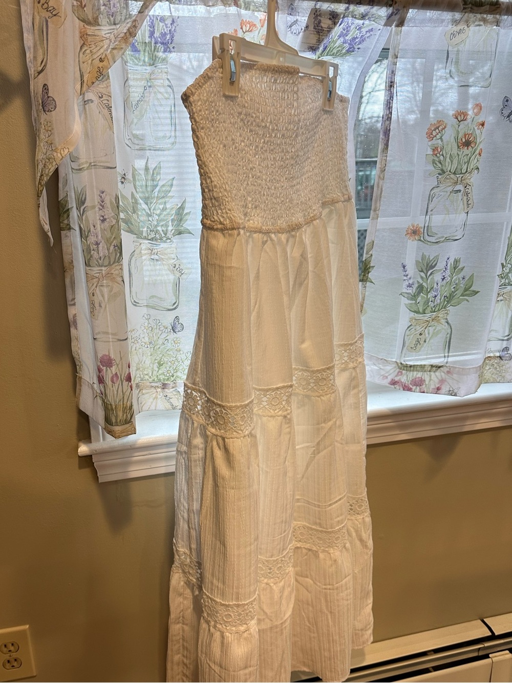 SHEIN White Strapless Smocked Maxi Dress with Lace Tiers